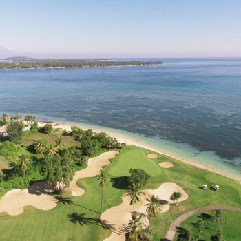 golf course by the beach