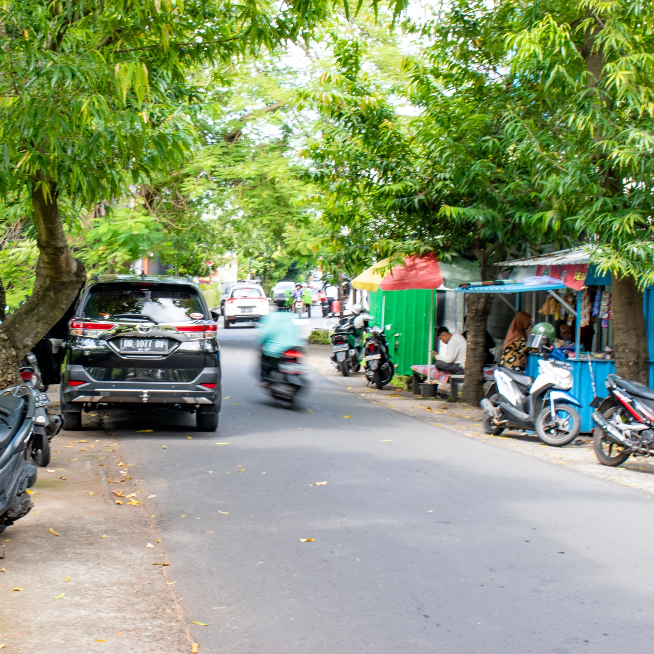narrow road in Bali