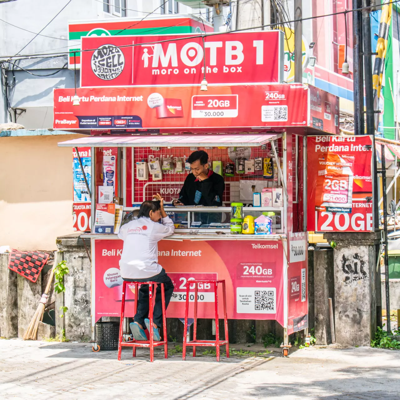 sim card kiosk in Bali