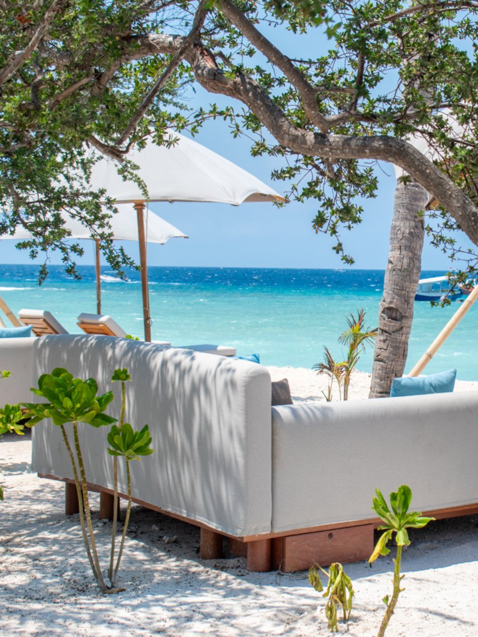 west area of gili meno