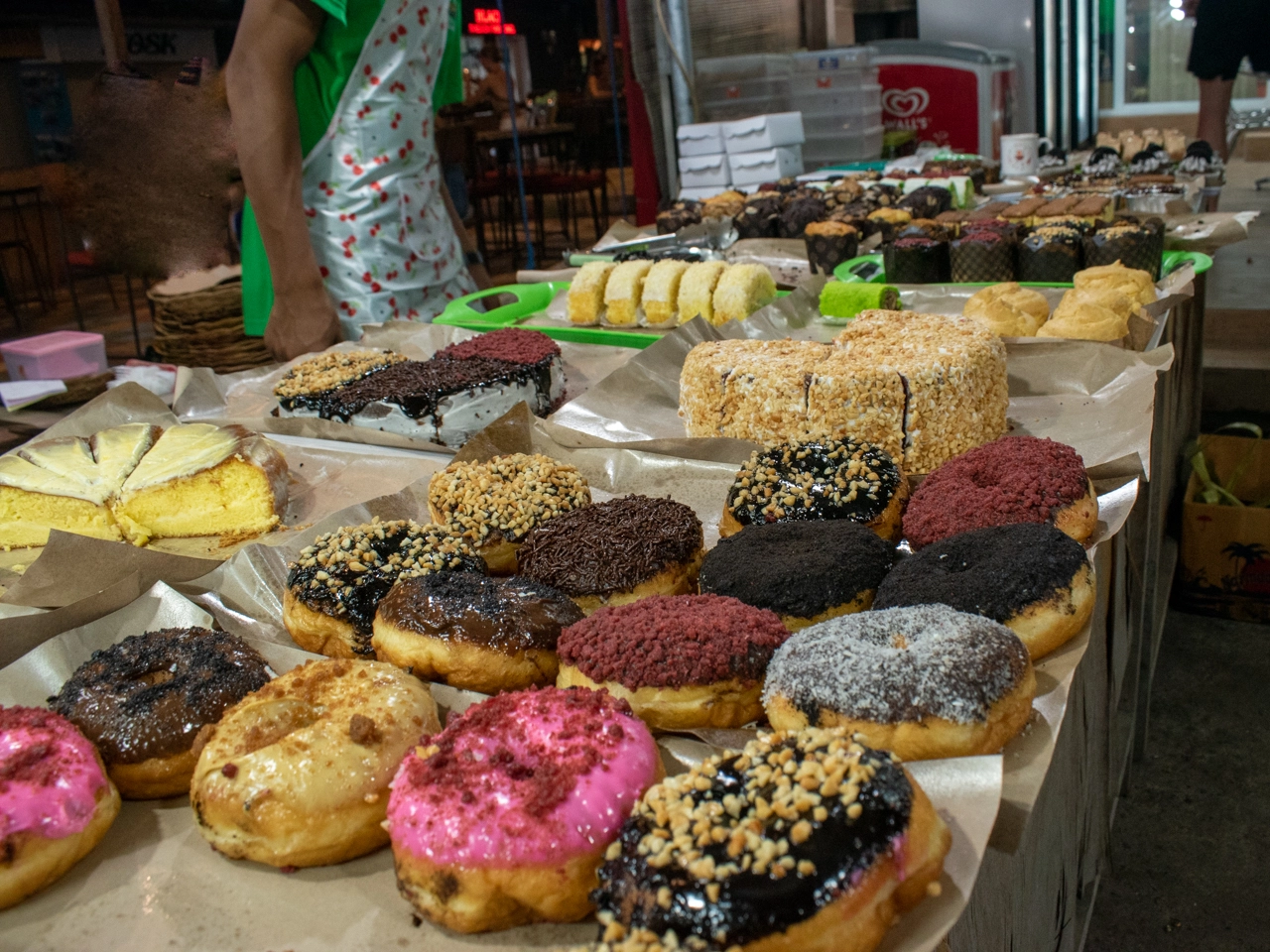 donuts and other desserts at gili trawangan night market
