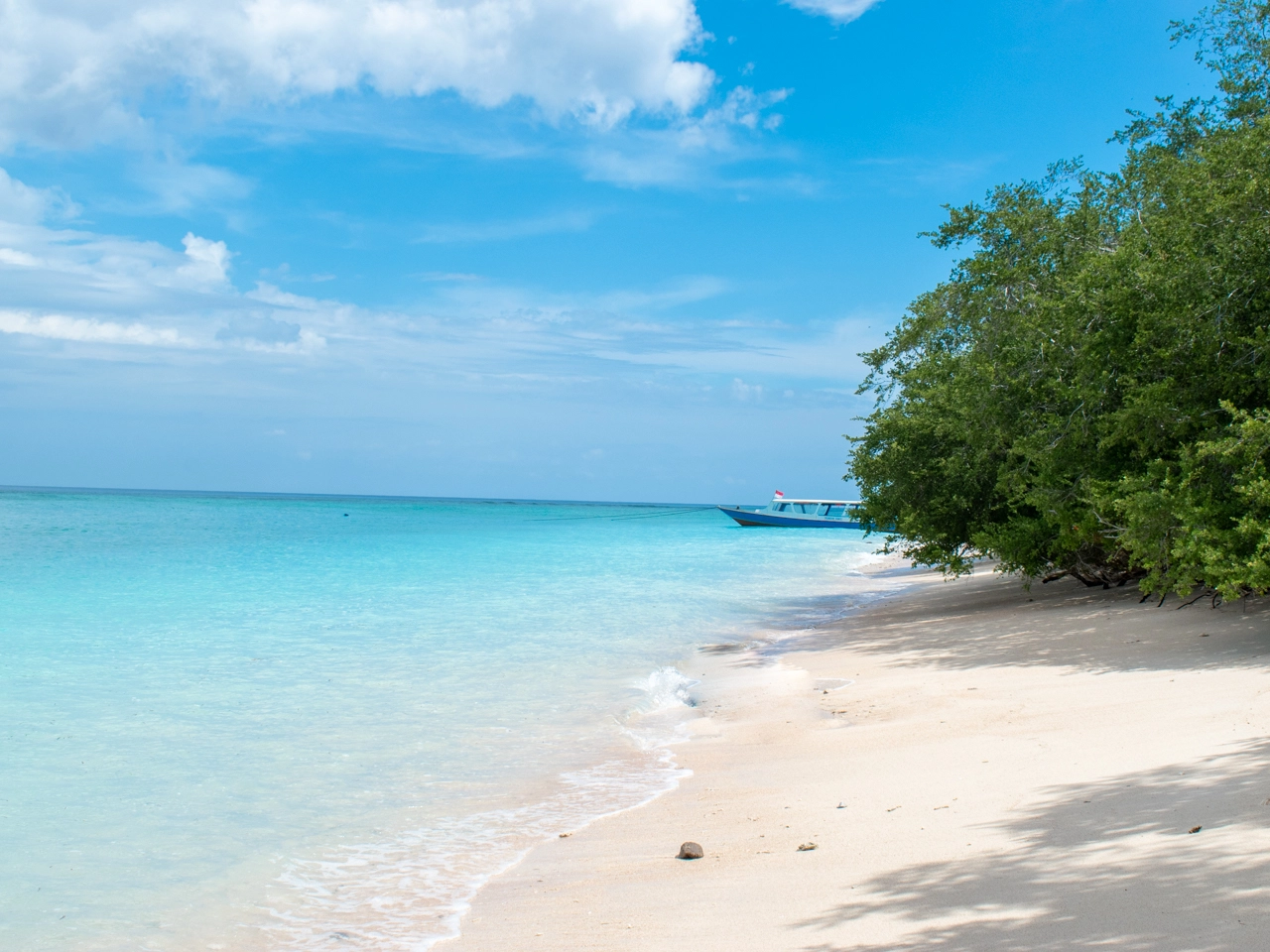 gili trawawangan south beach 1