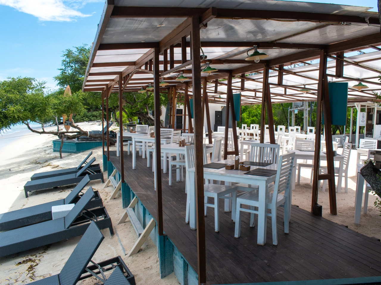 neat restaurant at south beach 2 gili trawangan